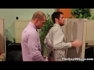 Officesex Hunk Assfucked After Rimming