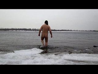 Ice Swim 2