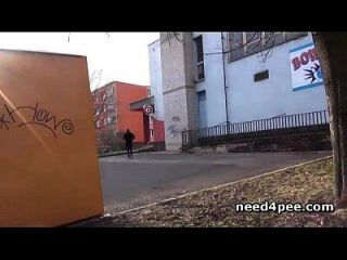 Amateur Girl Hides Behind A Wall To Take A Pee