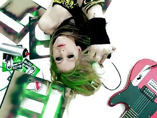 Avril Lavigne Smile Cum Tribute