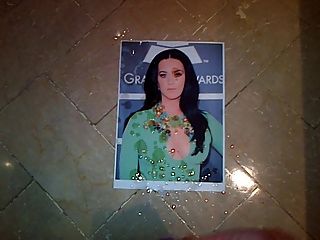 Long-distance Cumshot Tribute On Katy Perry